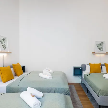 Im Herzen Von Kreuzberg - Perfekt Gelegen Fuer Bis Zu 8 Personen Berlijn